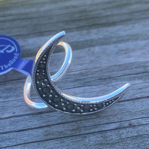 SOLD 💲Crescent Moon Ring .925 Sterling Silver w/ Marcasite large Peter Stone - Picture 3 of 9